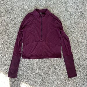 Lulu lemon cropped top